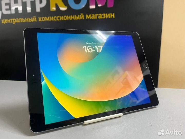 Планшет Apple iPad 2019 32GB