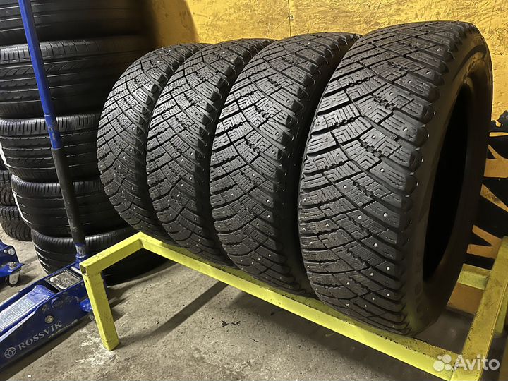 Goodyear Ultragrip Ice Arctic 205/60 R16