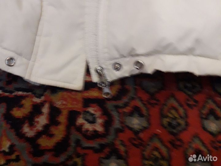 Пуховик48 50 размера белый