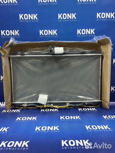 Радиатор охлаждения на Тойота Камри V50/55