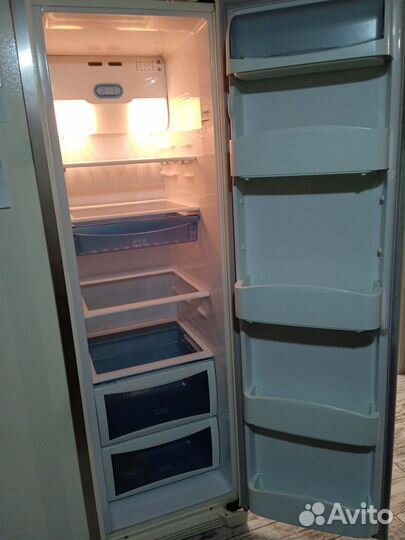 Холодильник Daewoo сайд бай сайд