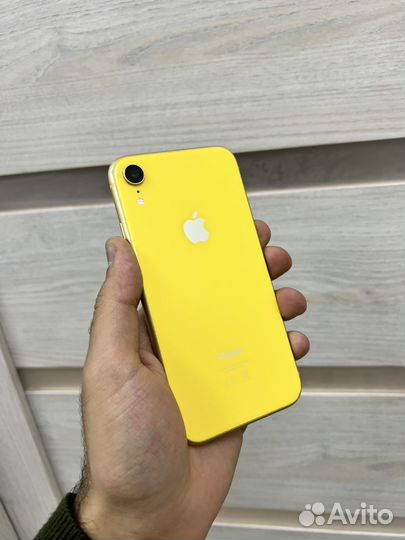 iPhone Xr, 64 ГБ