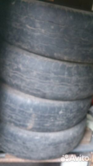 Bridgestone Dueler A/T 225/65 R17