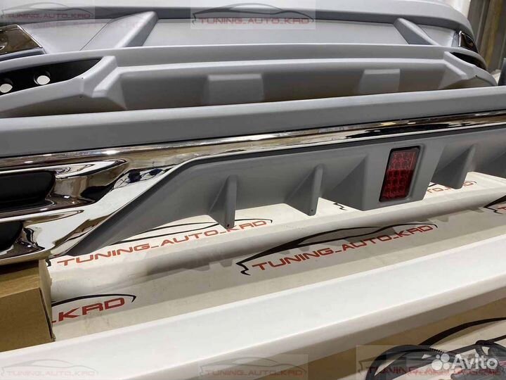 Обвес Wald Toyota Land Cruiser 200 B6762