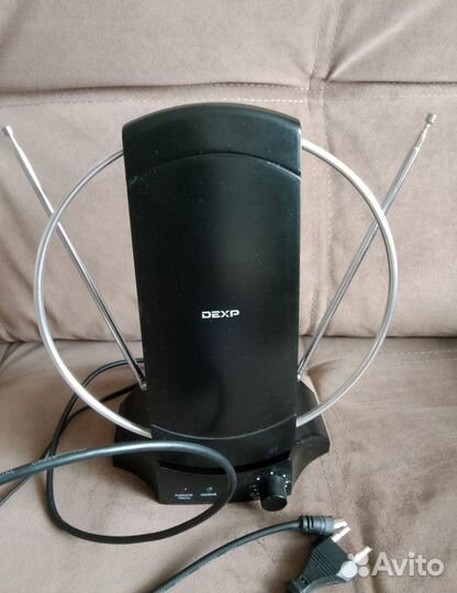 Антенна комнатная