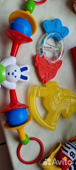 Детские игрушки для малышей