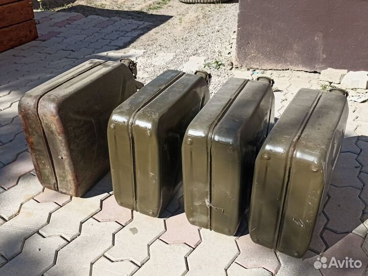 Канистра металл 20 л