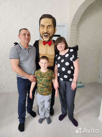 Звезды.Ростовая кукла. Артур Пирожков. А рева