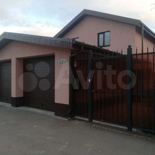 Дом 170 м² на участке 4 сот.