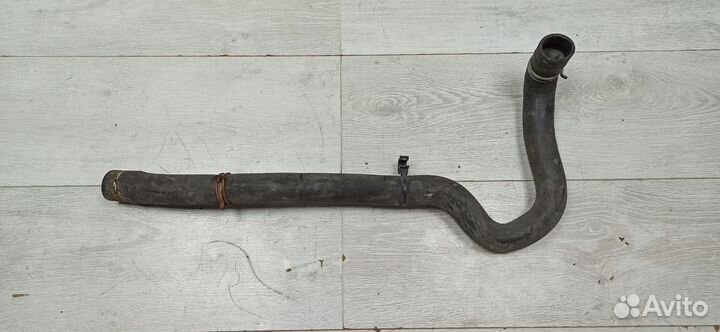 Патрубок радиатора охлаждения двс Renault fluence