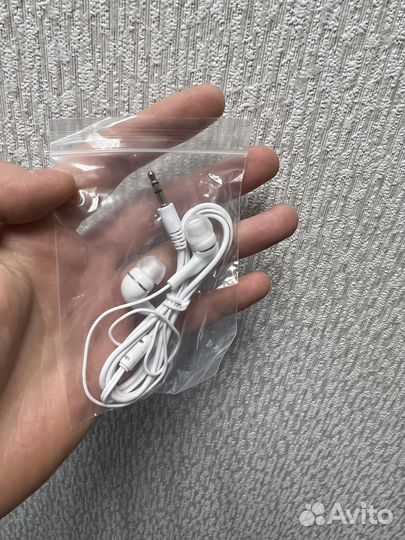 Вакуумные наушники 3.5мм