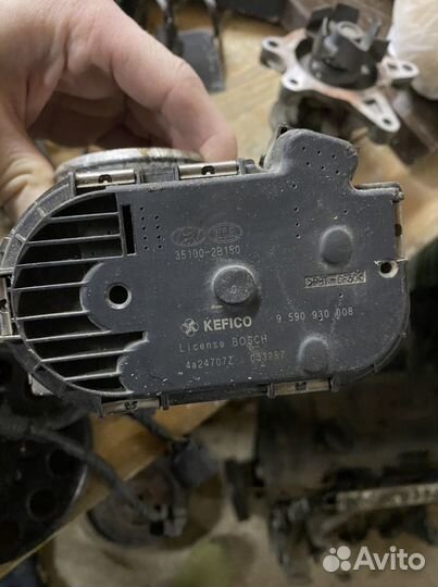 Дроссельная заслонка (корзина с сцеплением g4fc)