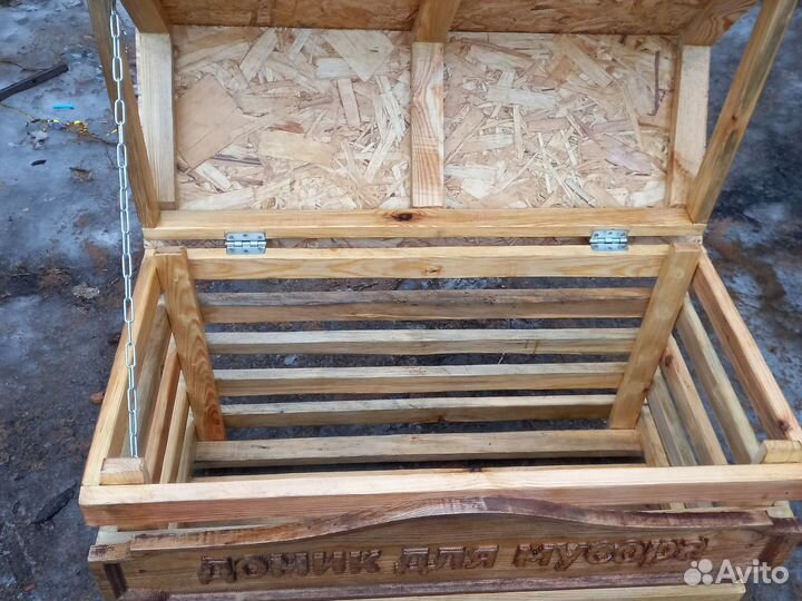 Ящик для мусора, контейнер, собачья будка