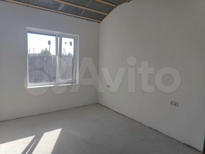 Дом 95 м² на участке 7,5 сот.