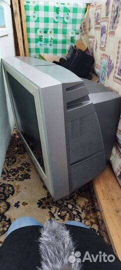 Телевизор samsung