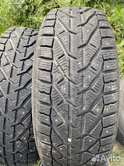 Kormoran Stud 235/60 R18 107T
