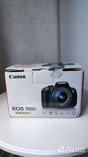 Зеркальный фотоаппарат canon 700d