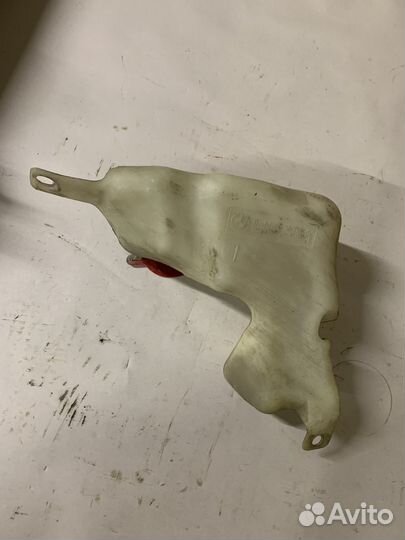 Бачок омывателя BMW