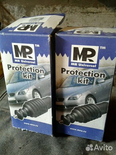 Ком-т пыльников на аморт пежо 307