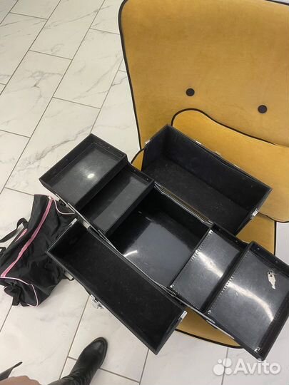 Чемодан для визажиста