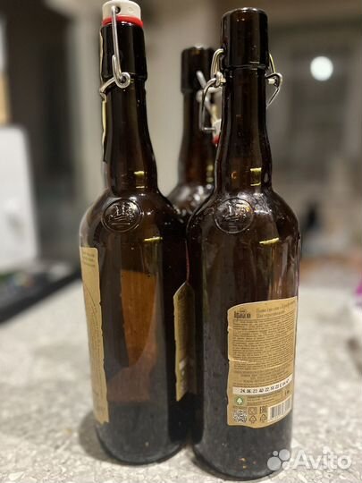 Бутылка стеклянная