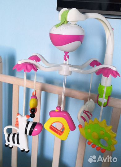 Мобиль-карусель на кроватку