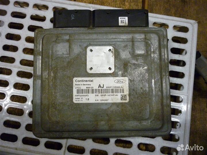 Блок управления двигателем Ford Focus 2 Plus седан
