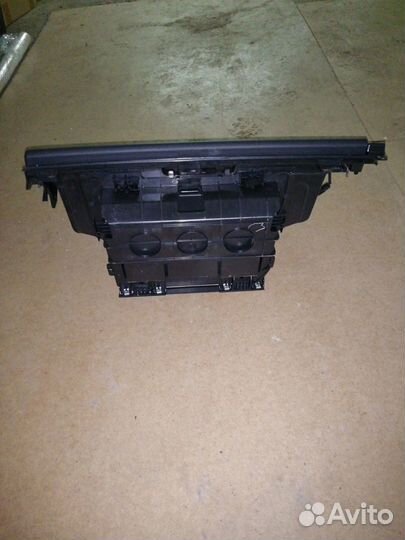 Бардачок Land Rover Range Rover Evoque Si4