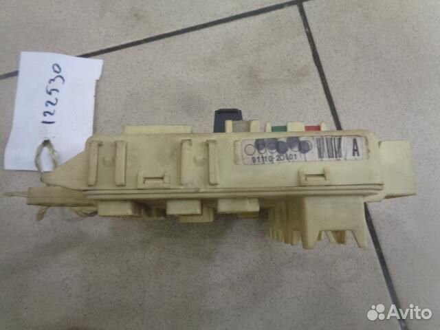 Блок предохранителей салонный Hyundai Elantra XD