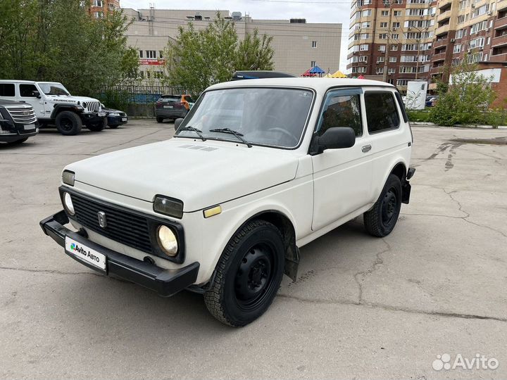 LADA 4x4 (Нива) 1.7 МТ, 2011, 107 000 км