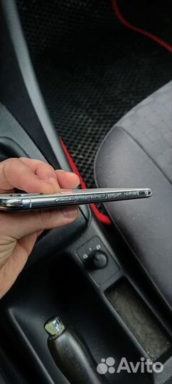 iPhone X, 256 ГБ