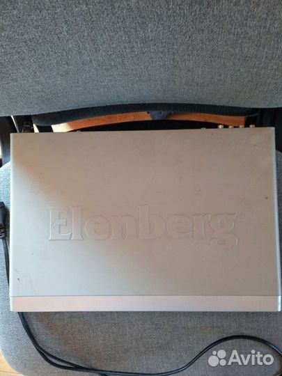 DVD плеер Elenberg