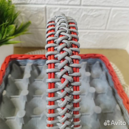 Корзина плетеная на Пасху