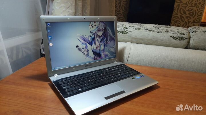Ноутбук для работы и учёбы Samsung