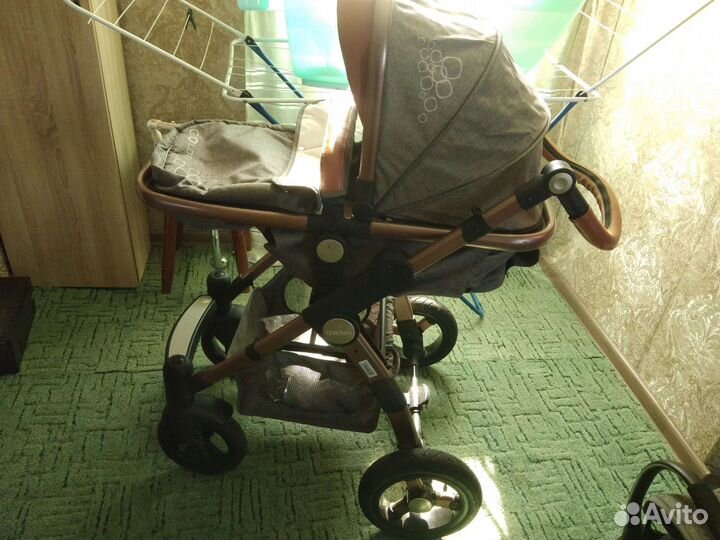 Продам коляску 3 в 1 Голд беби