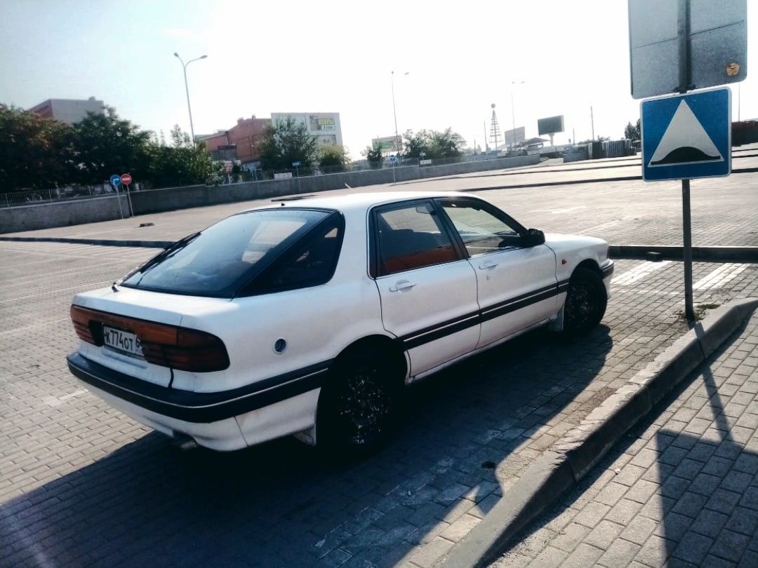 Mitsubishi Galant: фото владельца
