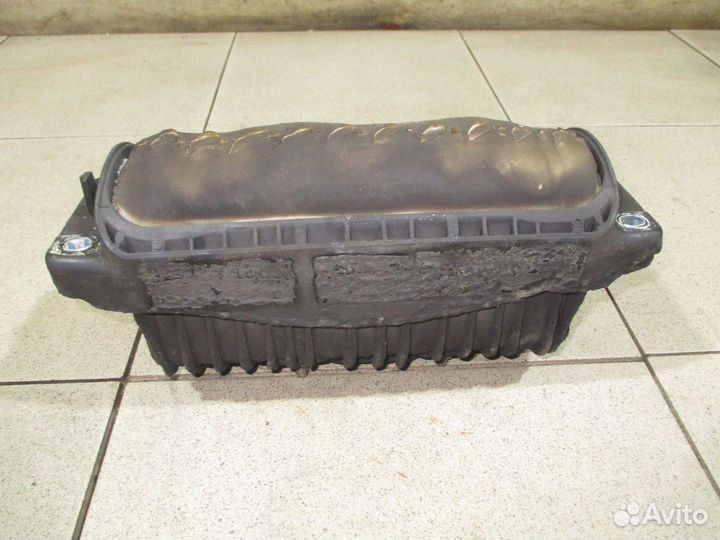 Подушка безопасности в торпедо VW Jetta 6