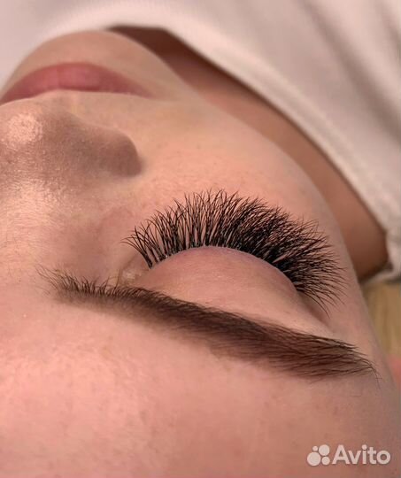 Наращивание ресниц на дому