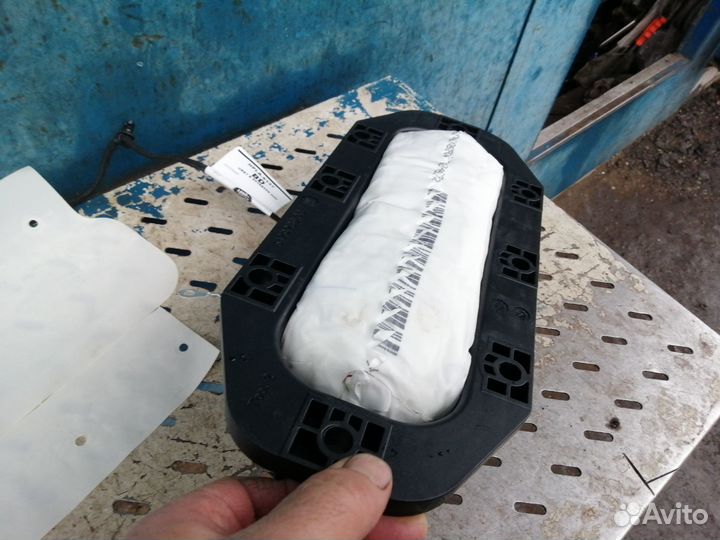 Подушка безопасности пассажира Range Rover Sport 2