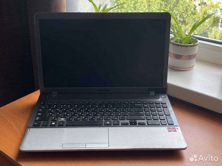 Ноутбук Samsung np355v5c