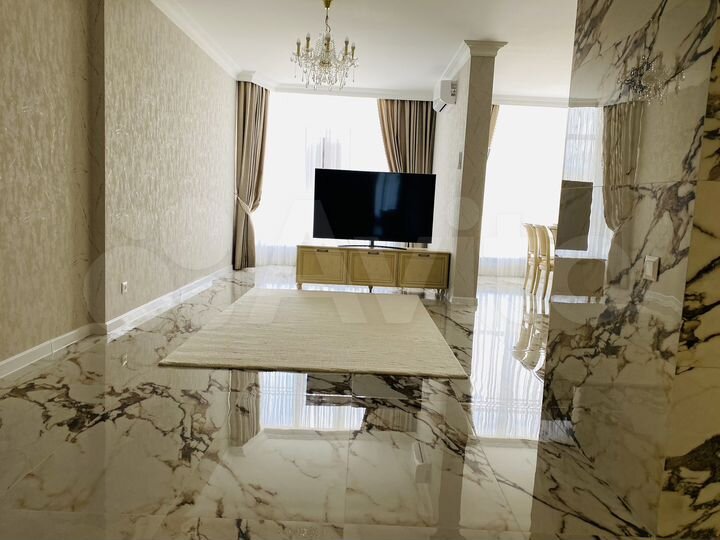 2-к. квартира, 107,7 м², 5/6 эт.