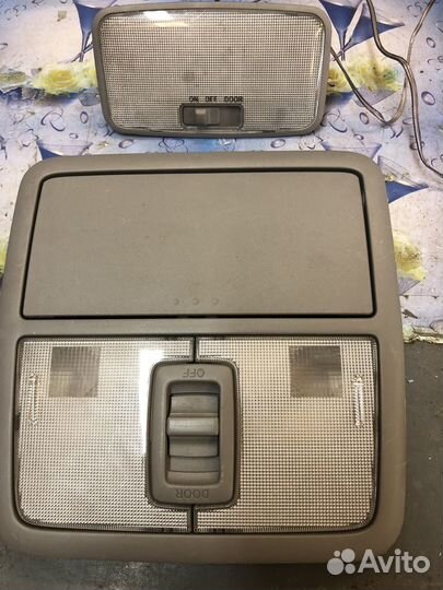 Плафон салона RAV-4 2008 года