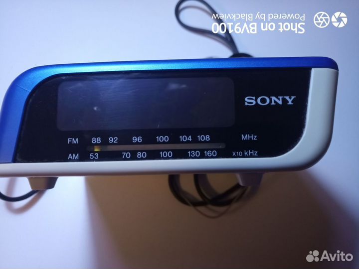 Радио часы будильник Sony