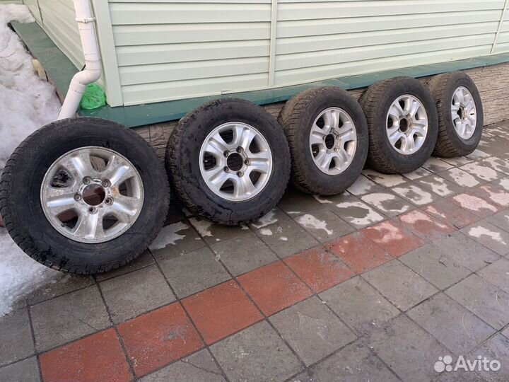 R17 Pirelli Citynet 275/65, PCD 5x150 DIA 100.5
