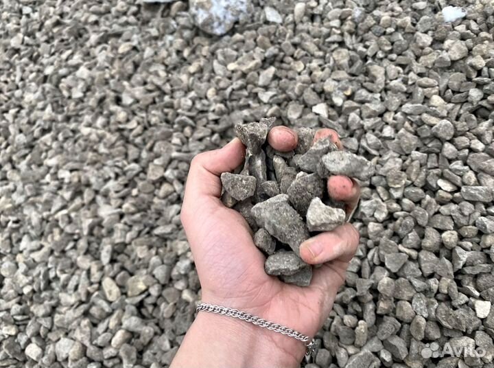 Щебень, Песок