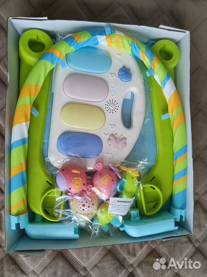 Развивающий коврик с пианино