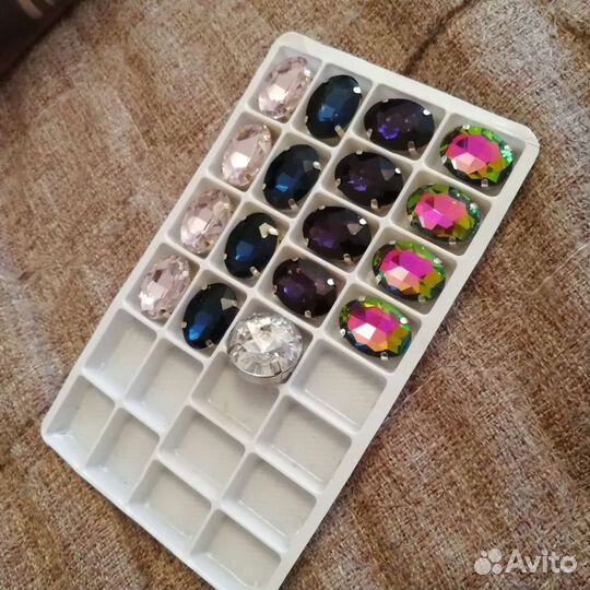 Стразы пришивные