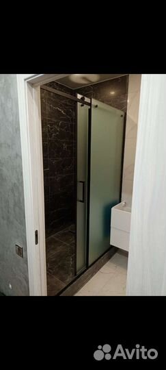 Душевые ограждения на ванну подиум поддон