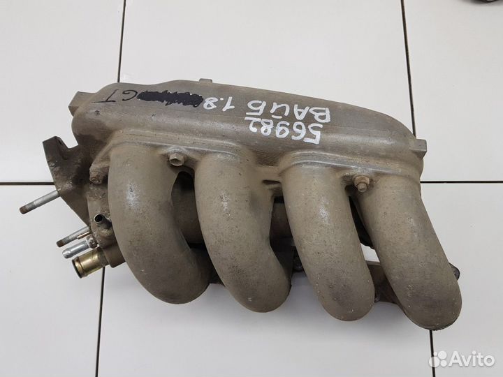 Коллектор впускной (Pontiac Vibe, Toyota Matrix)