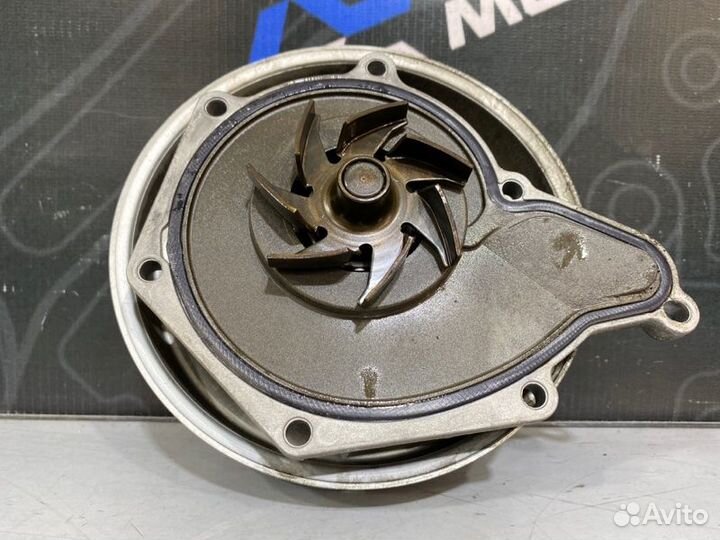 Помпа Audi A6 C6 BDW 2005